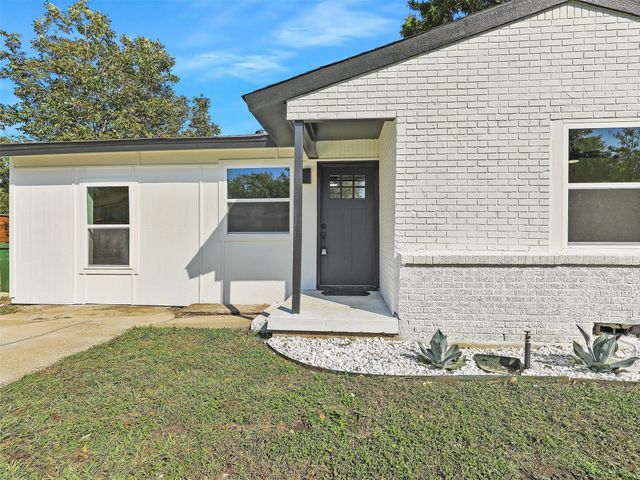 609 E Linda Drive, Garland, TX 75041