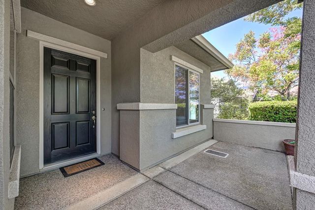 2763 Eagles Peak Ln, Lincoln, CA 95648