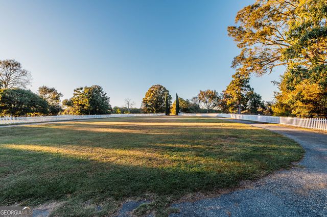 200 Felton Road, Perry, GA 31069