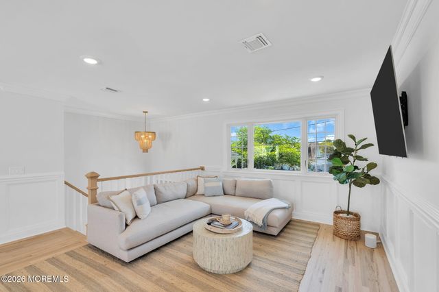 558 Central Avenue, Spring Lake Heights, NJ 07762