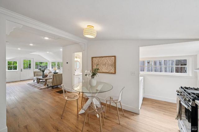 77 Willow Ave, Fairfax, CA 94930