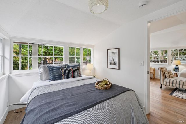 77 Willow Ave, Fairfax, CA 94930