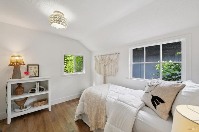 77 Willow Ave, Fairfax, CA 94930