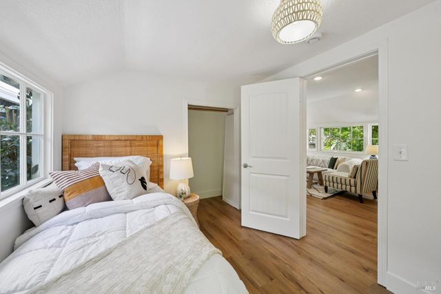 77 Willow Ave, Fairfax, CA 94930