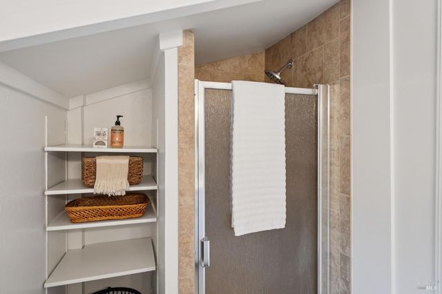 77 Willow Ave, Fairfax, CA 94930