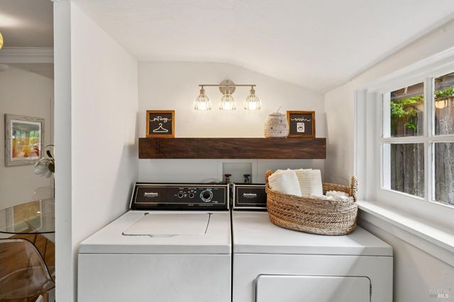 77 Willow Ave, Fairfax, CA 94930