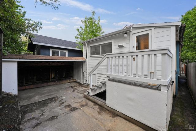 77 Willow Ave, Fairfax, CA 94930