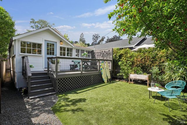 77 Willow Ave, Fairfax, CA 94930