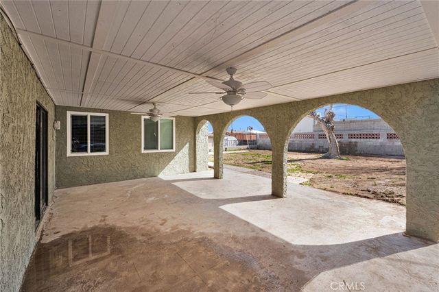 912 Kelly, Barstow, CA 92311