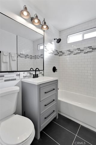 912 Kelly, Barstow, CA 92311