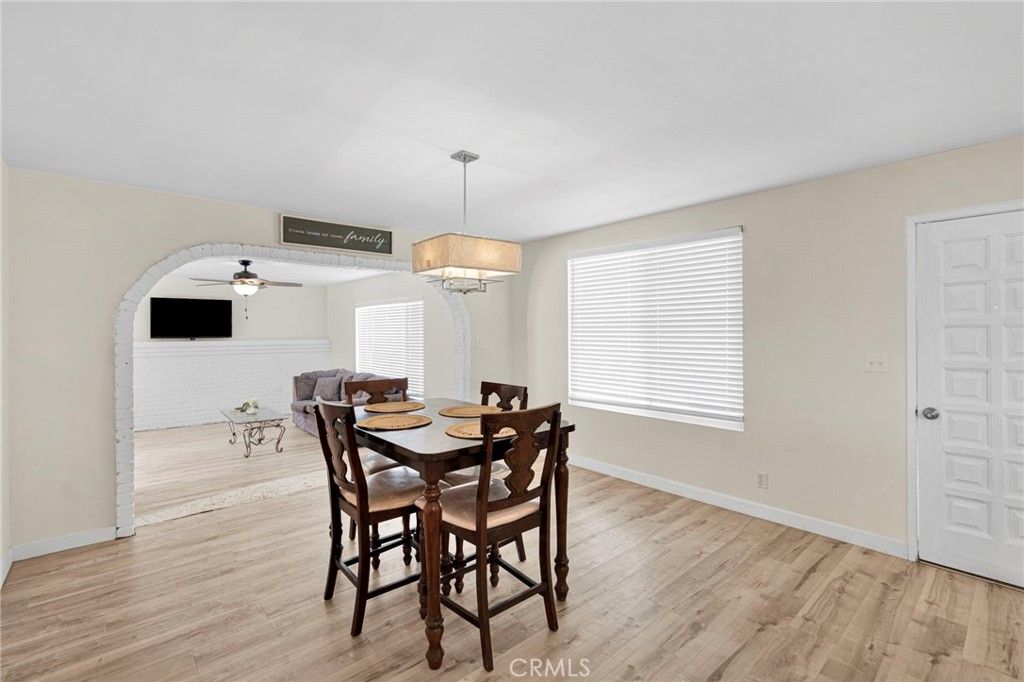 Image 6 of property listing at 912 Kelly, Barstow, CA 92311