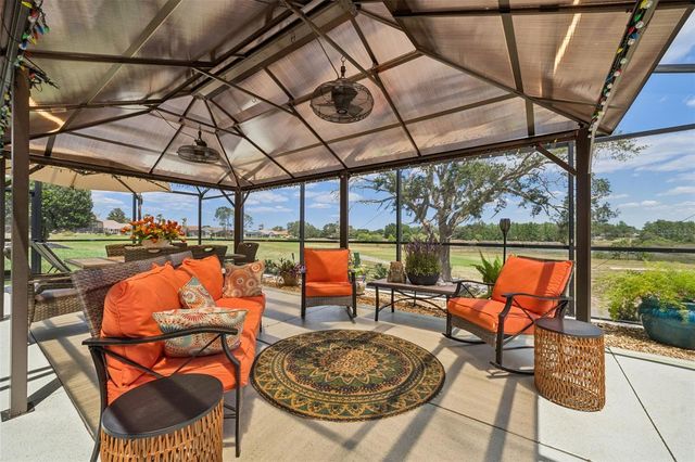 4750 SAWGRASS LAKE CIR, Leesburg, FL 34748