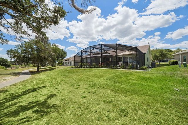 4750 SAWGRASS LAKE CIR, Leesburg, FL 34748