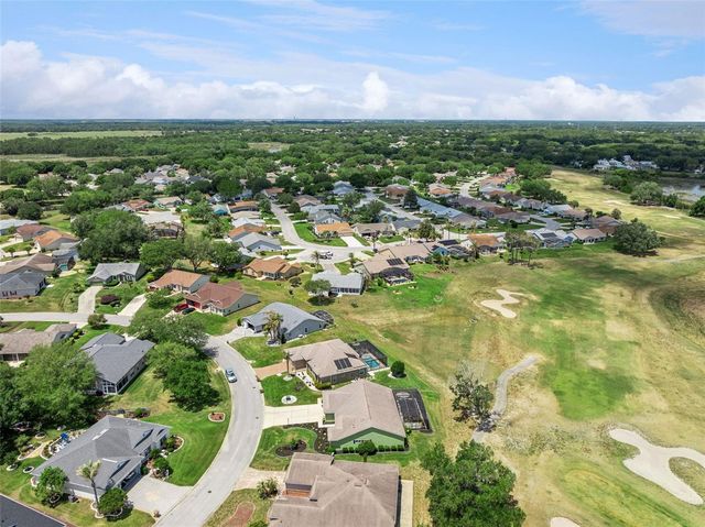 4750 SAWGRASS LAKE CIR, Leesburg, FL 34748