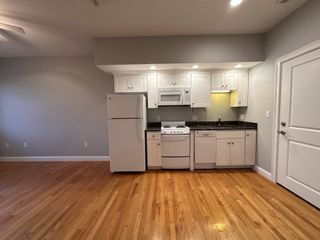60 Pearl Street 304, Braintree, MA 02184