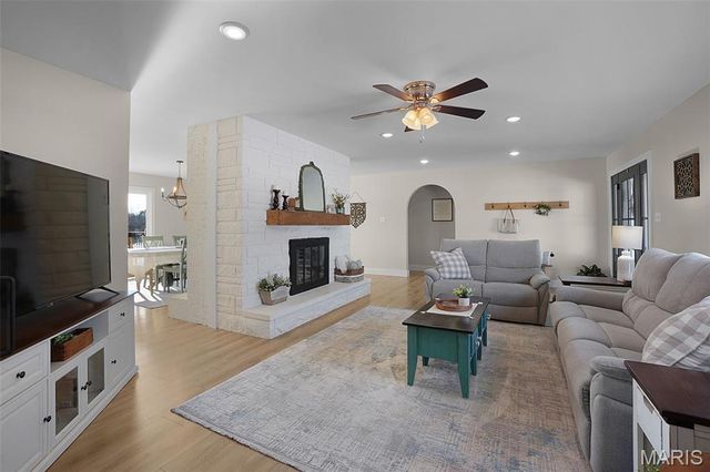 15794 State Highway M, Wright City, MO 63390