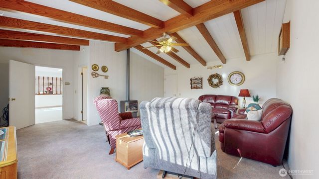 822 SE 12th Street, College Place, WA 99324