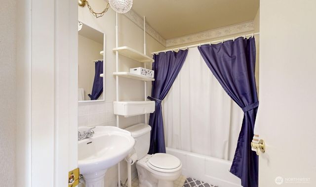 822 SE 12th Street, College Place, WA 99324