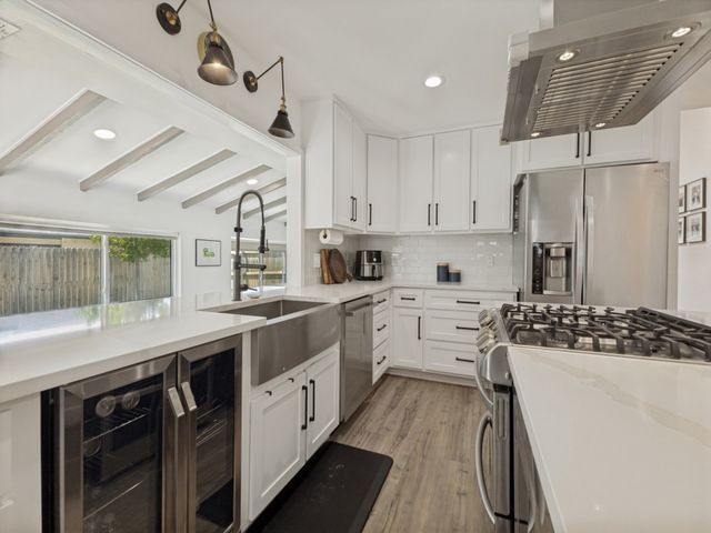 6716 Roundrock Road, Dallas, TX 75248