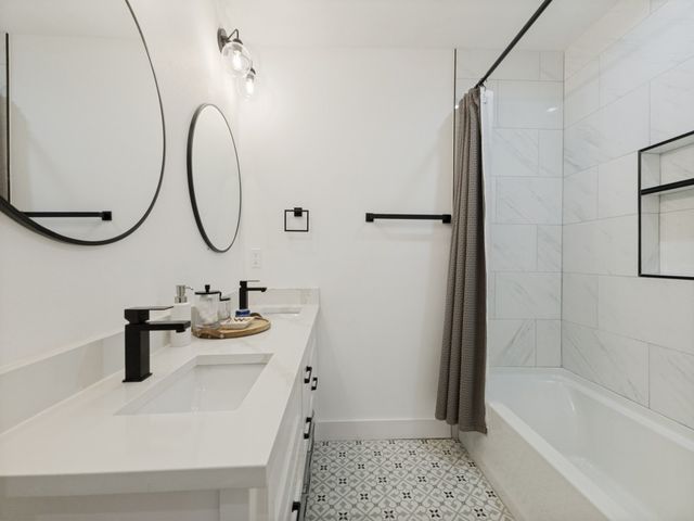 6716 Roundrock Road, Dallas, TX 75248