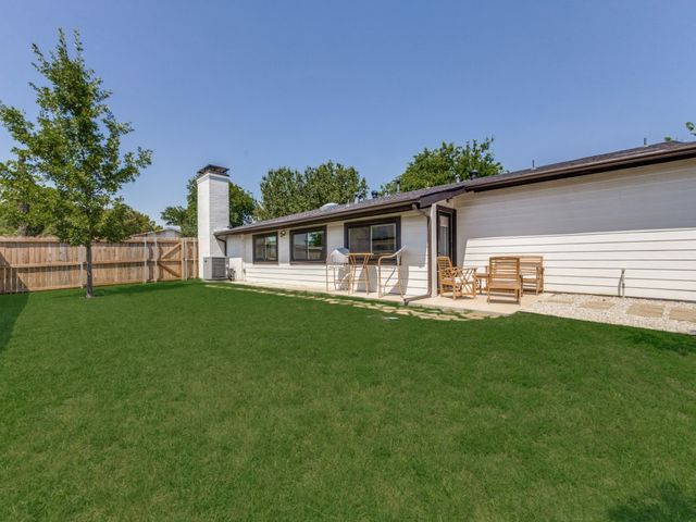 6716 Roundrock Road, Dallas, TX 75248