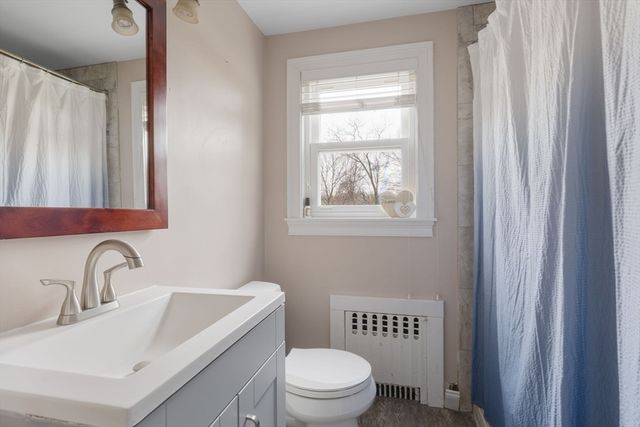 563 Pine St, Weymouth, MA 02190