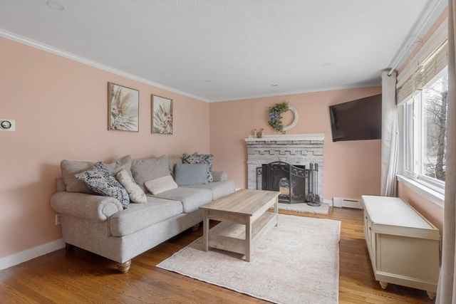 563 Pine St, Weymouth, MA 02190