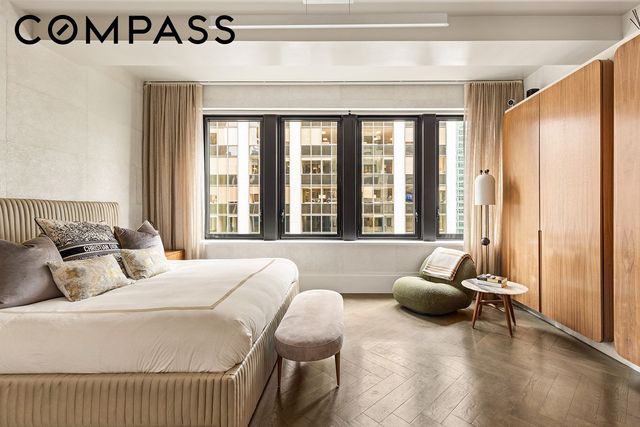 101 Wall St Apt 22A, New York City, NY 10005