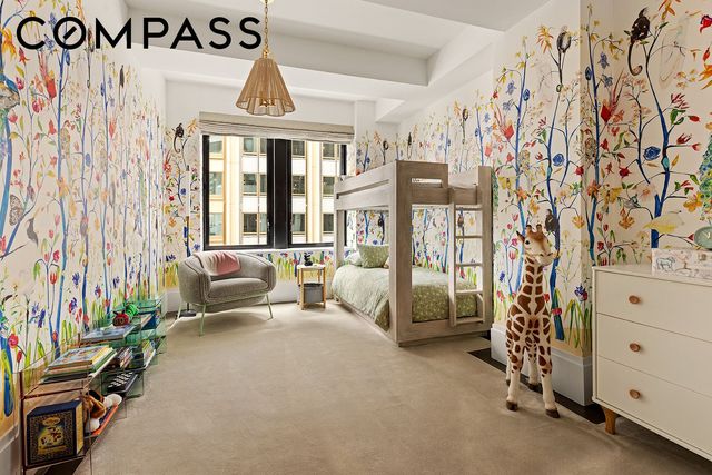 101 Wall St Apt 22A, New York City, NY 10005