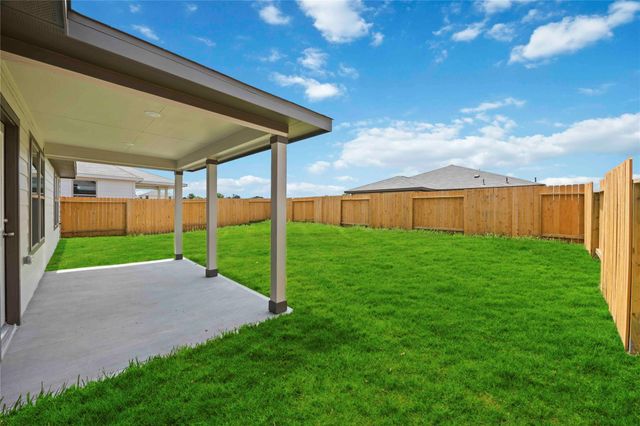 805 Clear Valley Lane, Dayton, TX 77535