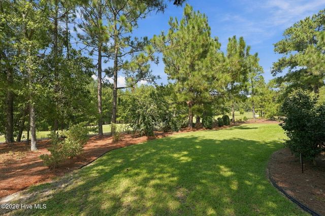 122 Beacon Ridge Drive, West End, NC 27376