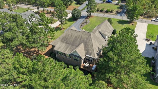 122 Beacon Ridge Drive, West End, NC 27376
