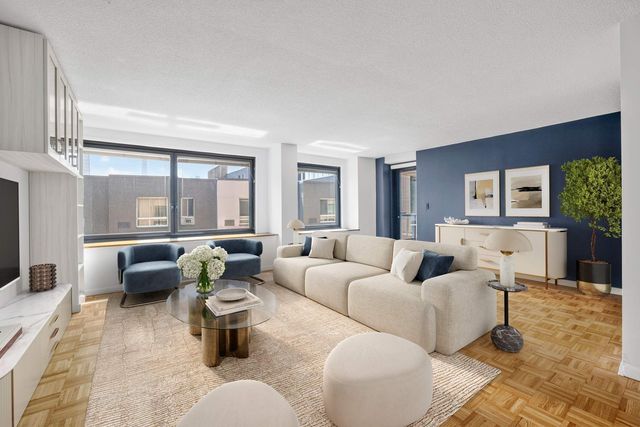 531 Main St Apt 718, New York City, NY 10044
