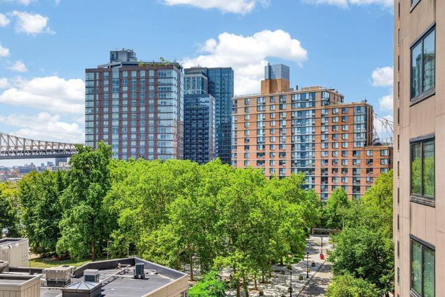 531 Main St Apt 718, New York City, NY 10044