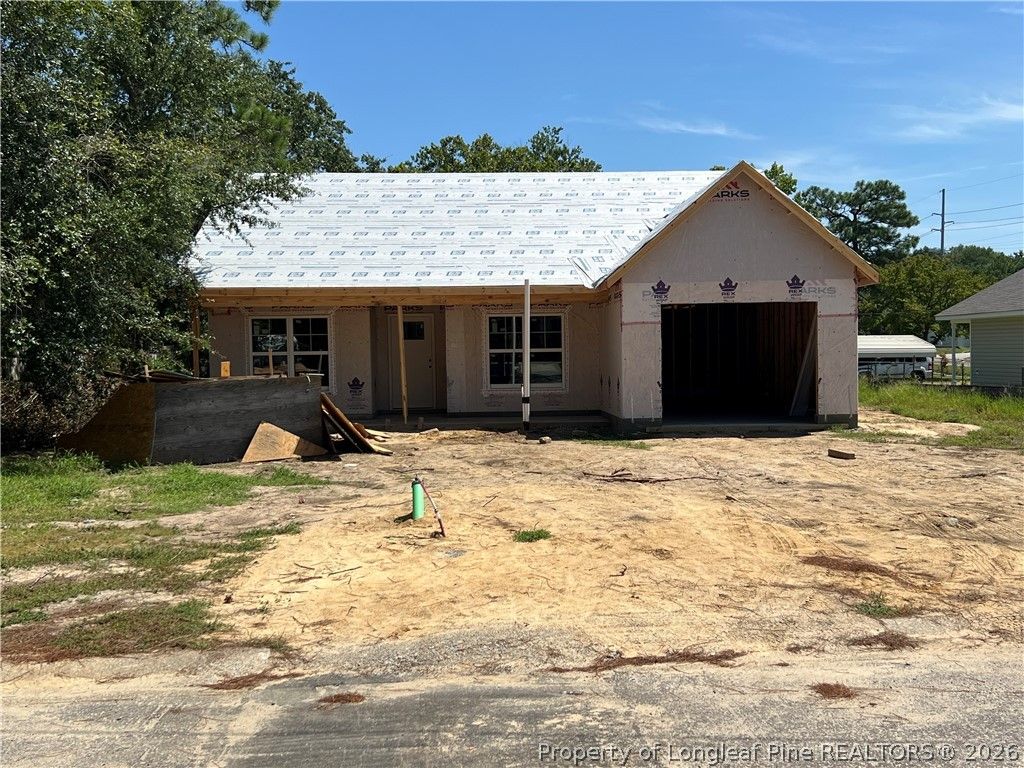 2622 Lone Pine Drive, Fayetteville, NC 28306 — exterior