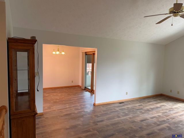 3300 S 83rd Street, Lincoln, NE 68506