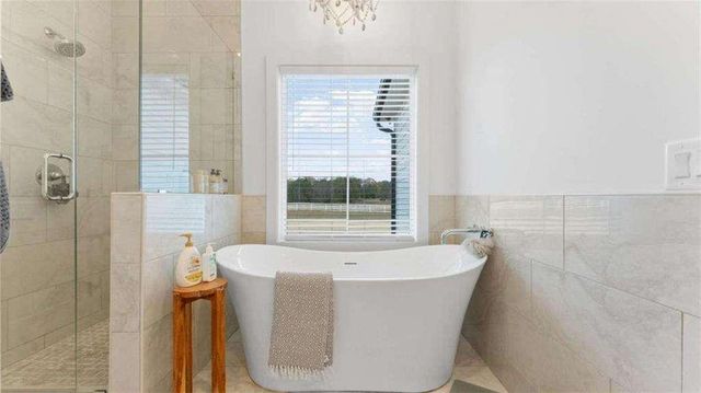 28 Ravenfield Road, Taylorsville, GA 30178