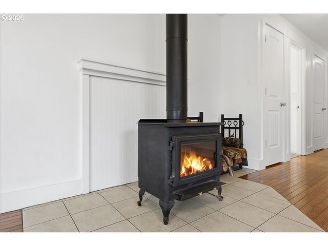 369 S 16TH Ave, Cornelius, OR 97113