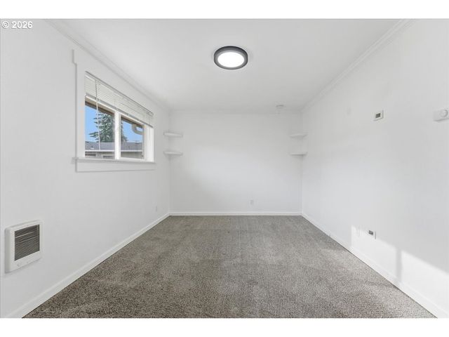 369 S 16TH Ave, Cornelius, OR 97113