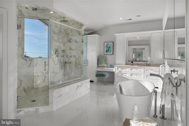 17 C LONG BEACH BLVD, Long Beach Township, NJ 08008