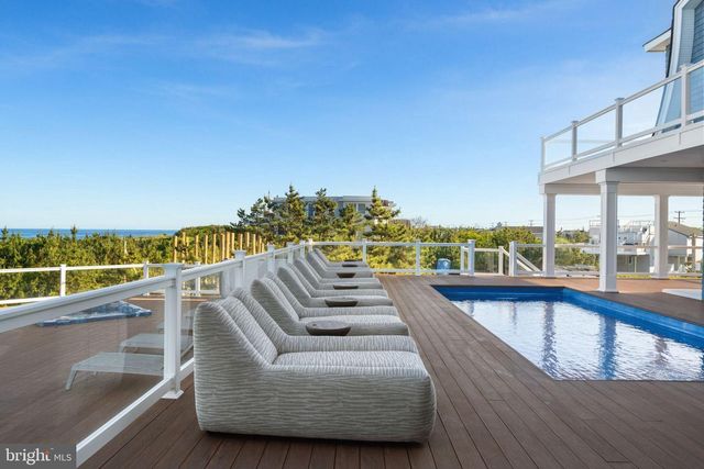 17 C LONG BEACH BLVD, Long Beach Township, NJ 08008