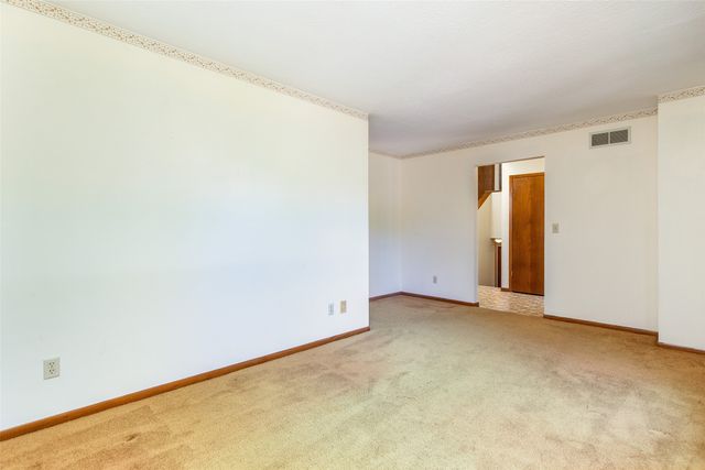 3923 Mathews Road, Ames, IA 50014