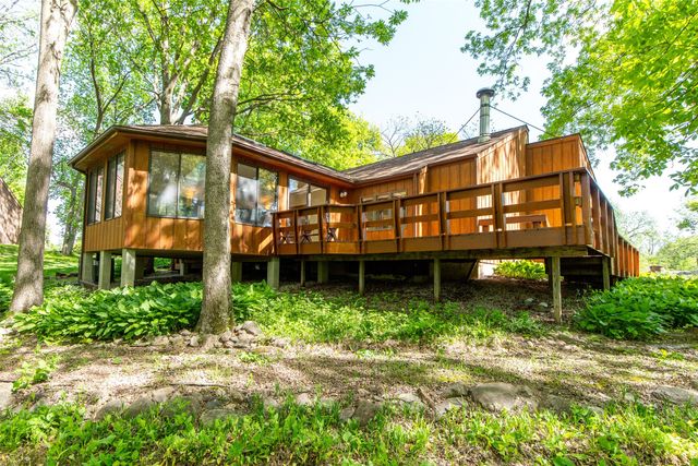 3923 Mathews Road, Ames, IA 50014