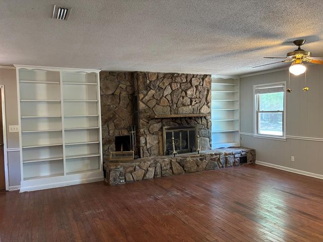 100 Harwood, Enterprise, AL 36330