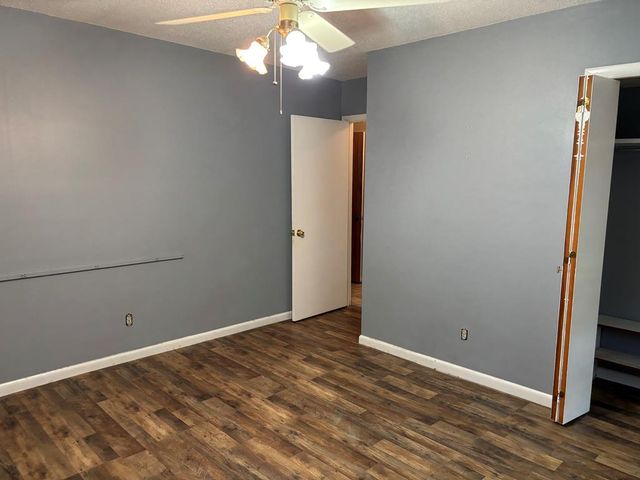 100 Harwood, Enterprise, AL 36330