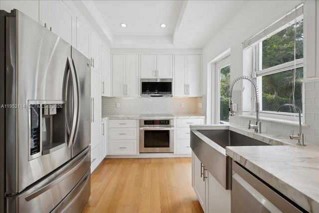 2910 Calusa St, Miami, FL 33133