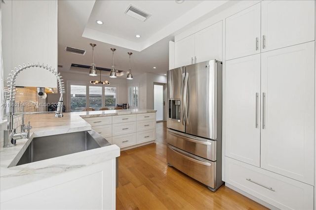 2910 Calusa St, Miami, FL 33133