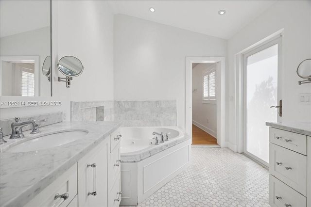 2910 Calusa St, Miami, FL 33133