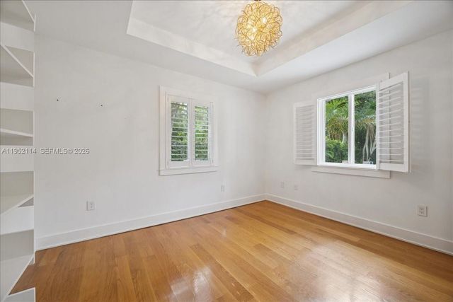 2910 Calusa St, Miami, FL 33133