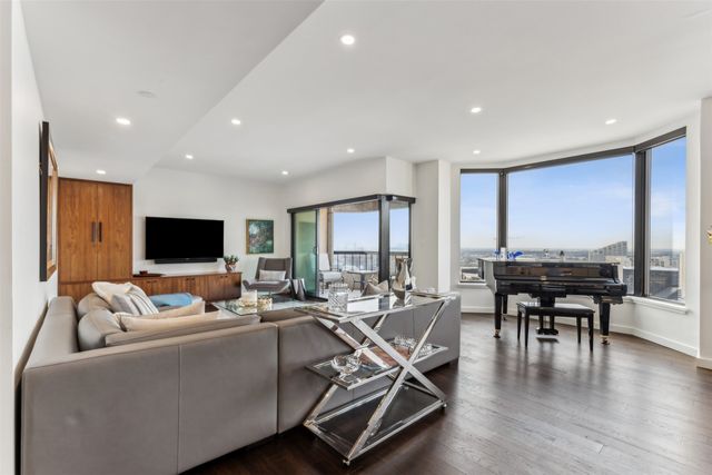 3030 Mckinney Avenue 2305, Dallas, TX 75204